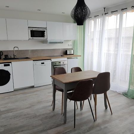 Appartement Climatise Avec Balcon,Wifi, Proche Remparts Avignon Exterior photo