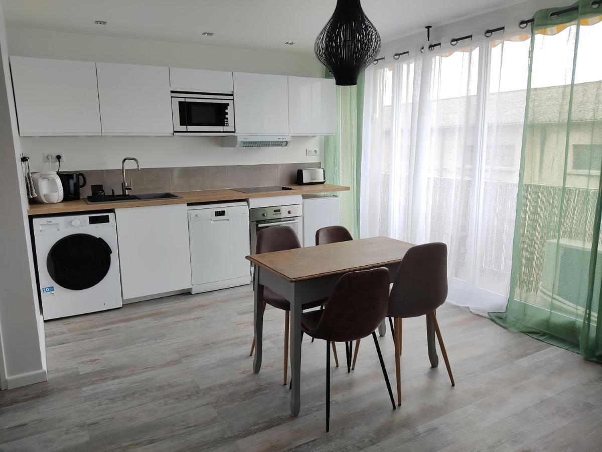 Appartement Climatise Avec Balcon,Wifi, Proche Remparts Avignon Exterior photo