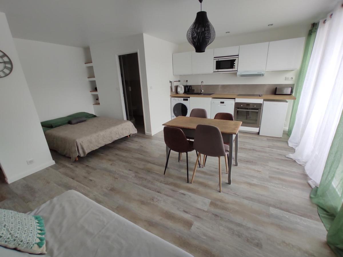 Appartement Climatise Avec Balcon,Wifi, Proche Remparts Avignon Exterior photo