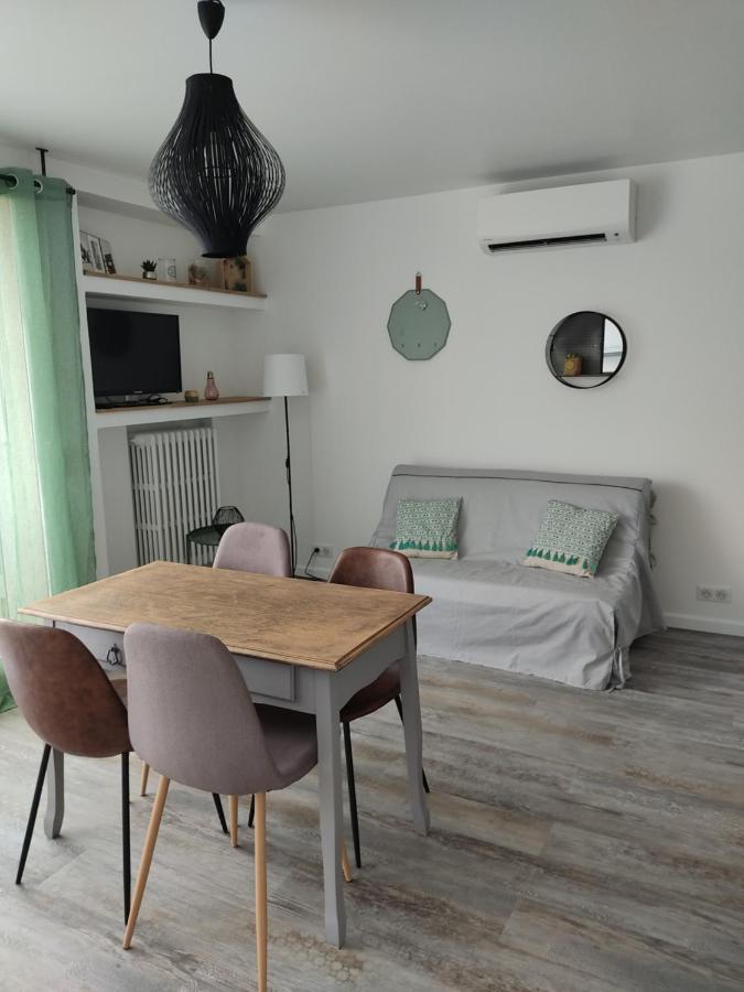 Appartement Climatise Avec Balcon,Wifi, Proche Remparts Avignon Exterior photo