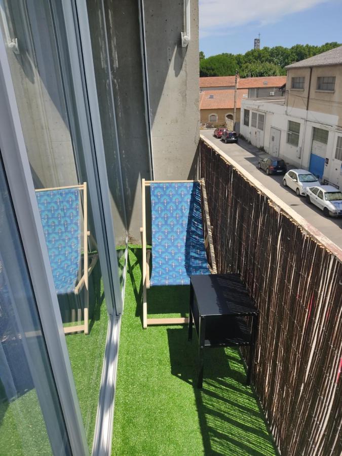 Appartement Climatise Avec Balcon,Wifi, Proche Remparts Avignon Exterior photo